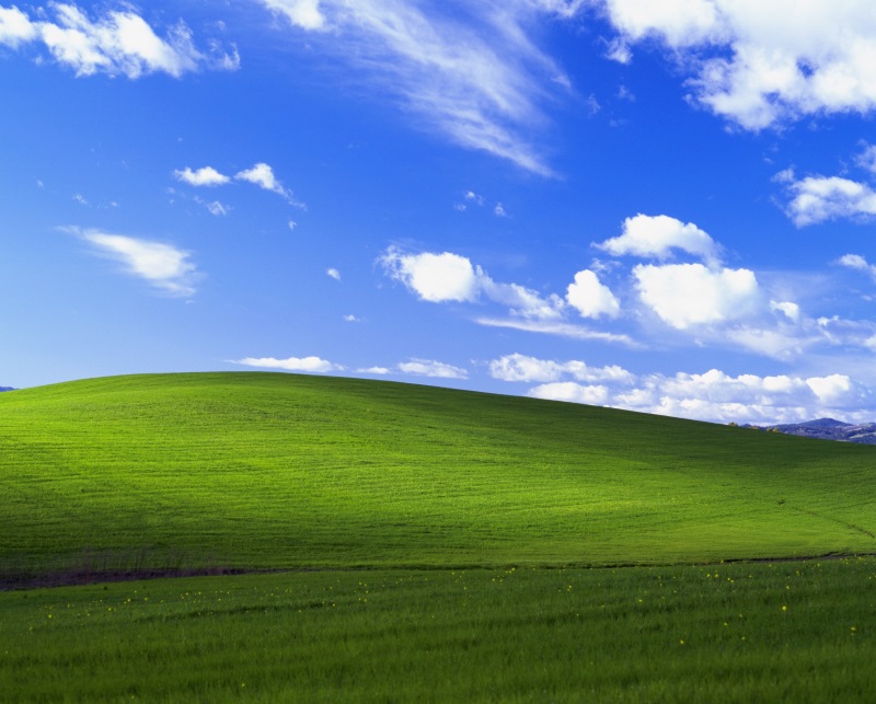 Windows XP wallpaper Bliss large file